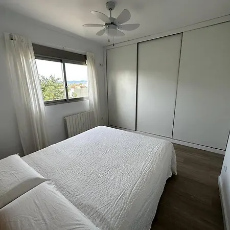 Villa With Private Pool & Garden